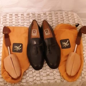 Magnanni Dress Loafers.